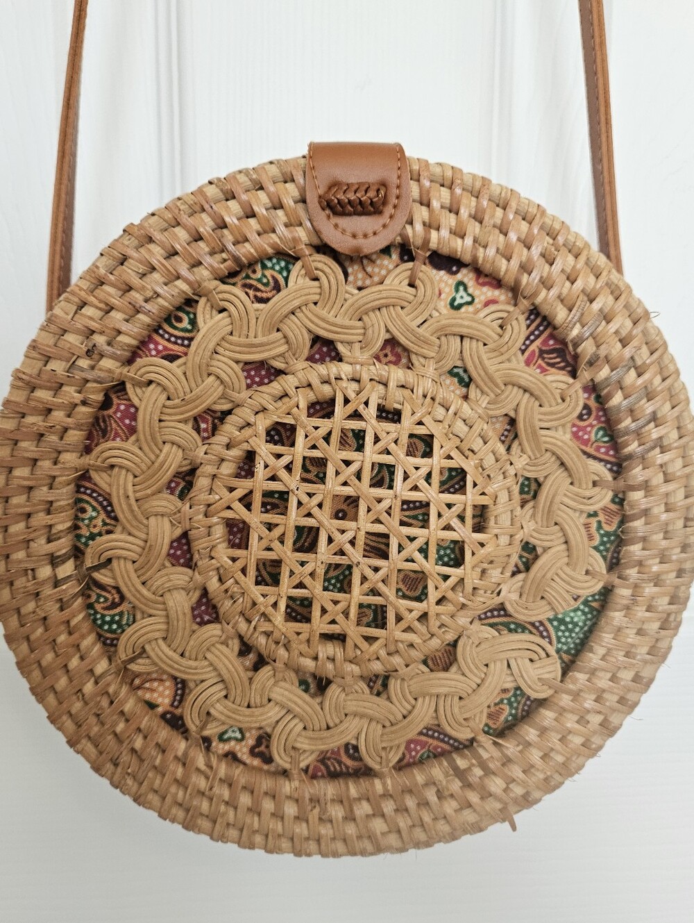 Round Rattan Handbag - Picture 3 of 6